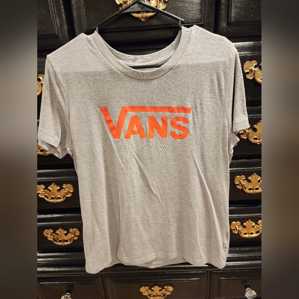 Women's medium Vans fitted tee, good used condition